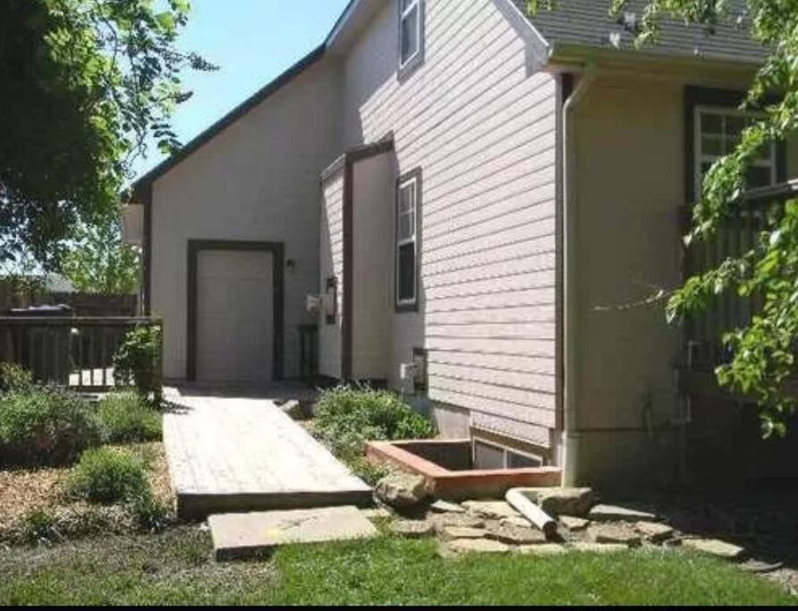 Wow! Spacious Retreat & Amazing Yard 2400+4Bd/3Bth Wichita Dış mekan fotoğraf